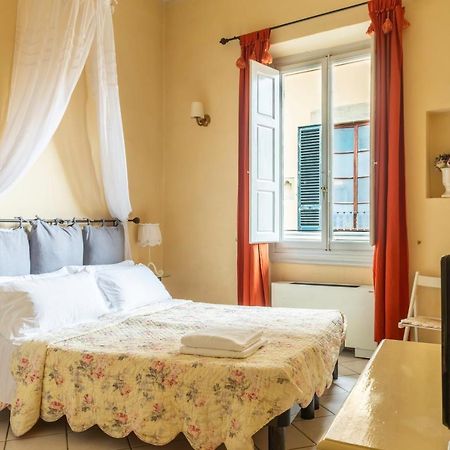 B&B Life Style Novecento Firenze Bagian luar foto