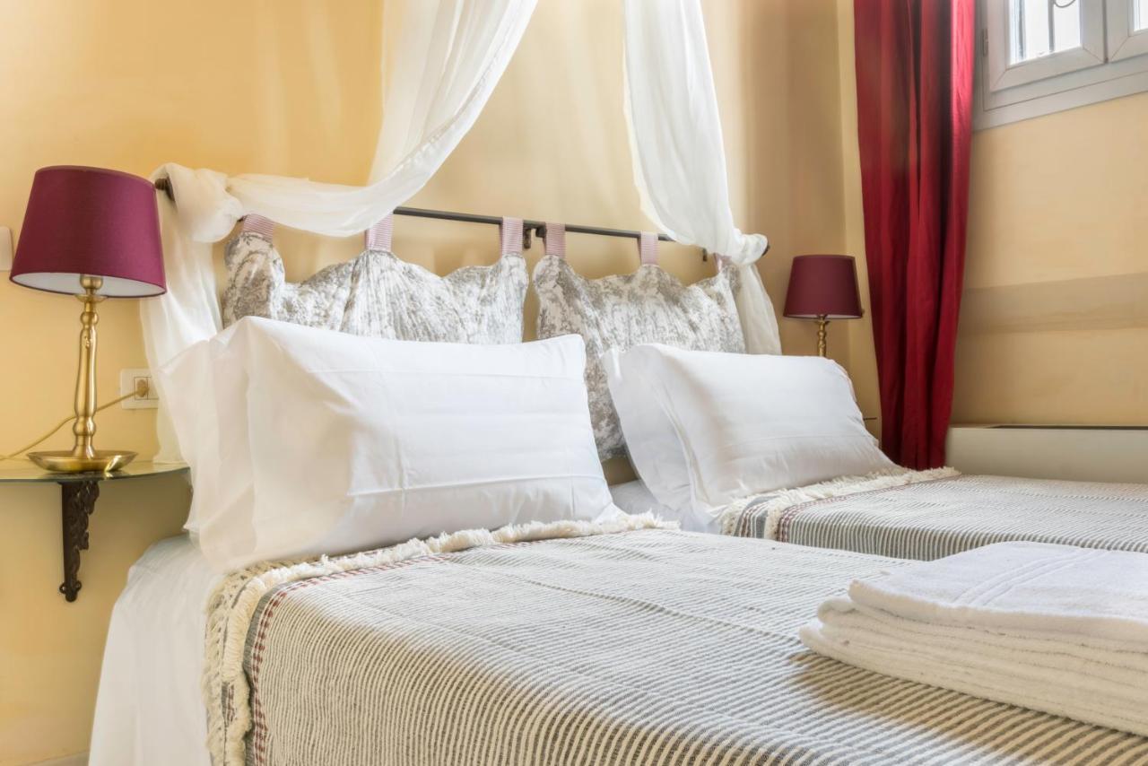 B&B Life Style Novecento Firenze Bagian luar foto