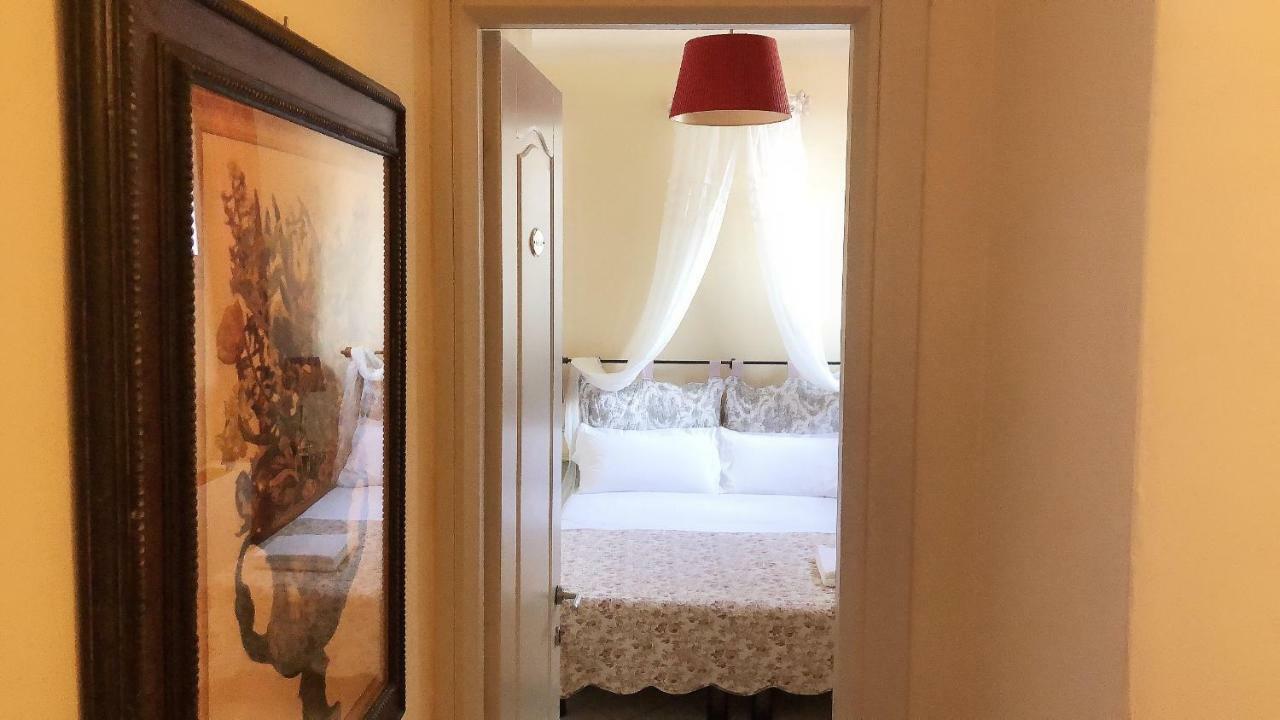 B&B Life Style Novecento Firenze Bagian luar foto