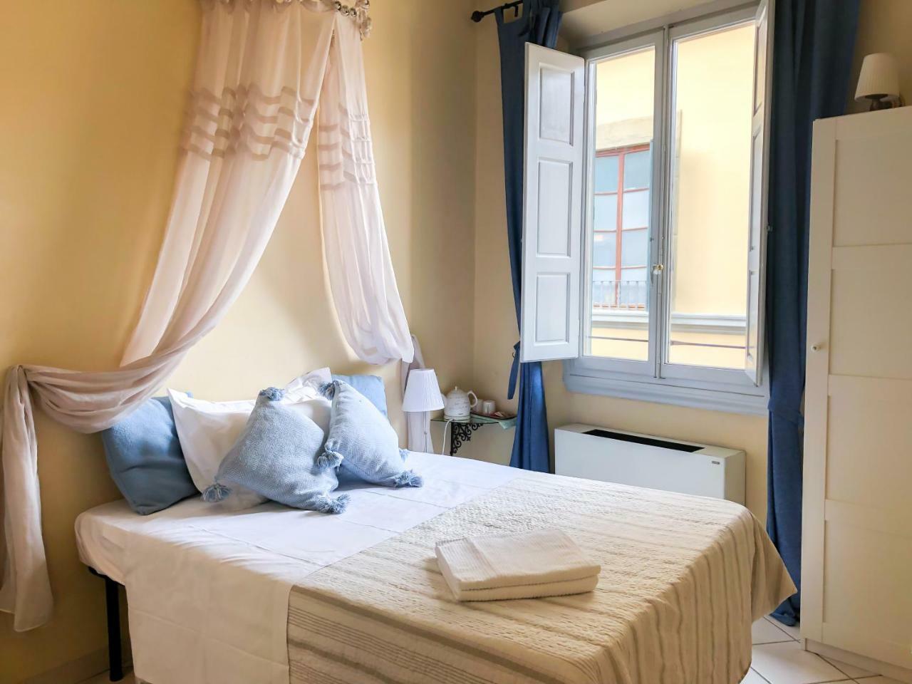 B&B Life Style Novecento Firenze Bagian luar foto