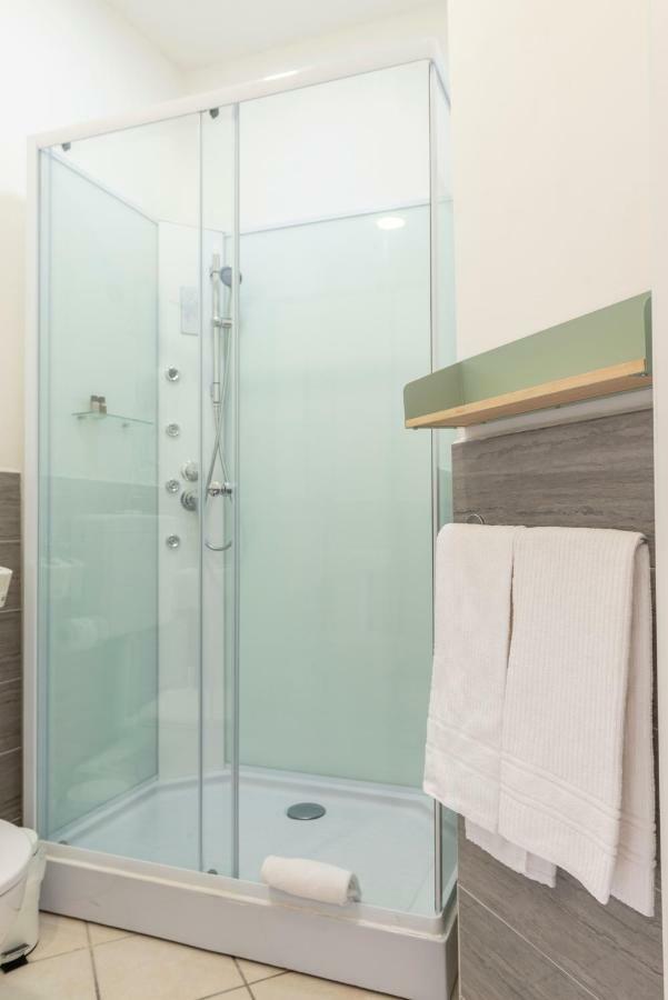 B&B Life Style Novecento Firenze Bagian luar foto