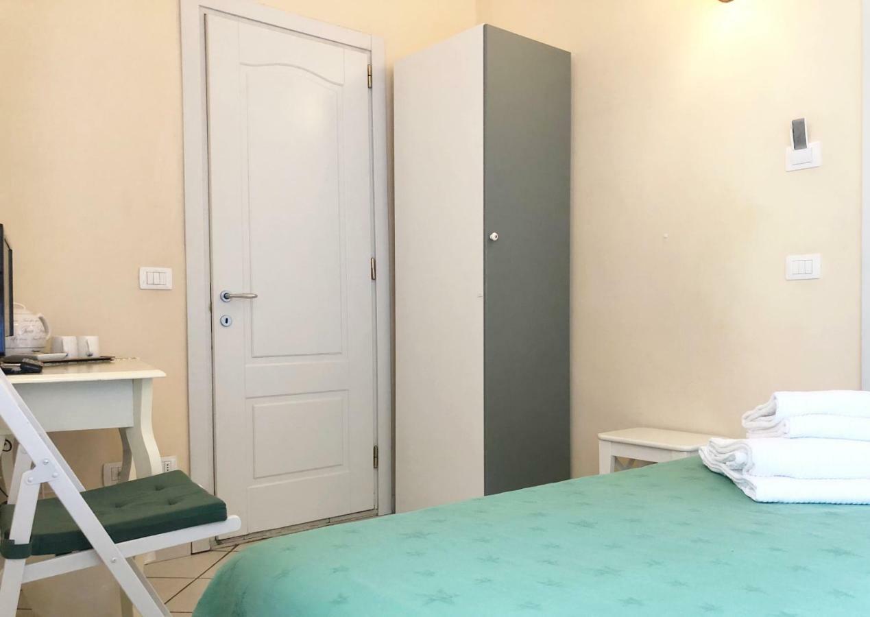 B&B Life Style Novecento Firenze Bagian luar foto