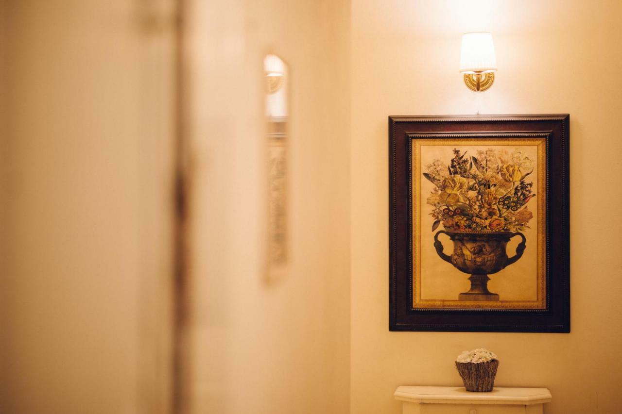 B&B Life Style Novecento Firenze Bagian luar foto