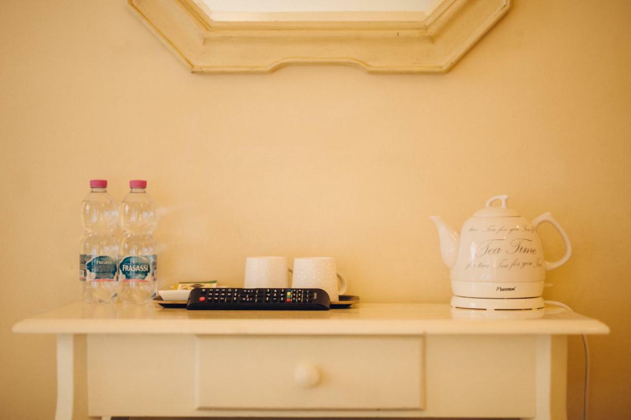 B&B Life Style Novecento Firenze Bagian luar foto